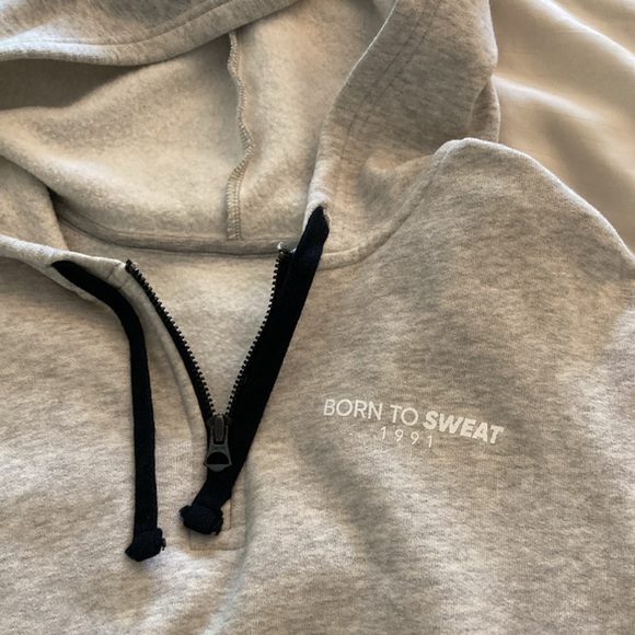 Cropped half zip hoodie - Picture 8 of 8